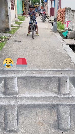 11K views · 64 reactions | Arte de rua incrível: desenhos de giz realistas. #FabiosaExperiment #Fabiosa #Arteemgiz #Artederua #ArtedoPavimento #Artenacalçada | Fabiosa Brasil | Facebook