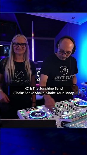 KC and The Sunshine Band - (Shake, Shake, Shake) Shake Your Booty #70s #disco #soul #doublevibes