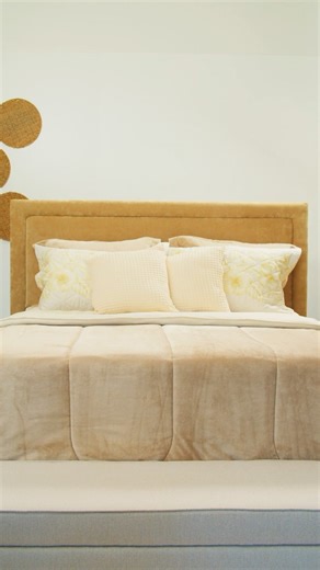 10K views · 65 reactions | Os dias frios ficam mais aconchegantes em uma cama Karsten  Você já garantiu a companhia de nossos produtos para o seu inverno? Além das diversas opções para ornar com a decoração do seu quarto, nossas combinações para a cama têm o toque inconfundível do conforto que só a Karsten pode proporcionar ❤️ | Karsten | Facebook