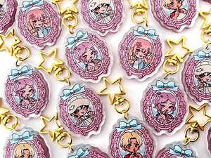 XLOV Glitter Keychain Preorder - Etsy UK