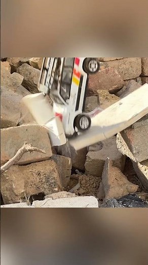 Car Falling off Cliff 😳