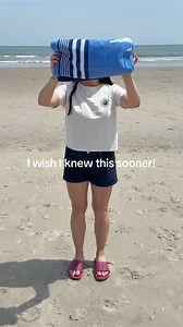 Beach 🏖️ Vacation Tips! #beach #beachtips #beachhack #lifehacks #vacationtips #vacation #hack #summerhacks | Iryna Yauseyeva