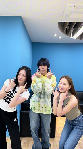 NiziUとBOYSTORYのRISE UPチャレンジ