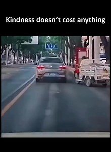 Kindness doesn't cost anything | Boo Hoo Tube