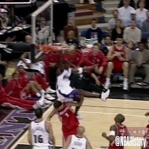 Gerald Wallace, ex jugador #NBA y de Sacramento Kings, se hace presente en la #NBADunkWeek ¡Boom! 💪💥 | NBA Mexico