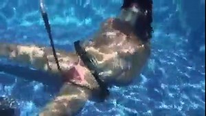 Underwater Scuba Breathplay