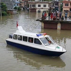 [Hot Item] Grandsea 9m/30FT Fiberglass Ambulance Boat Super Fast Boat for Sale
