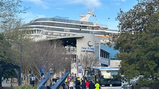 Baltimore-bound Carnival Legend cruise ship arrives in Norfolk