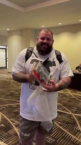 Alex Pereira gifting his coach a custom action figure.😁 Can anyone translate? #ufc #mma #ufc308 #chama #sport #South_Africa #surprise #gift #coach #brazil #boxing #wrestling | South African MMA