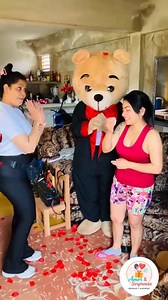 1.9M views · 125K reactions |  WhatsApp: +53 50798500  Guisa, Granma  Llegamos a municipios y provincias cercanas El amor de un hijo siempre encuentra la manera de sorprender Andys llegó de sorpresa para su mamá Yarelis, con un abrazo cargado de emoción, cariño y momentos que se quedan para siempre. Porque no hace falta una fecha especial para demostrar amor. #AmorySorpresas #SorpresaConAmor #AmorDeHijo #momentosinolvidables | Amor & Sorpresas | Facebook