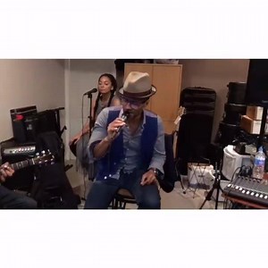 Had do a lil acoustic rehearsal of #sunshine this ish feelin good. | Eric Benét