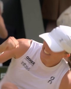 13K views · 537 reactions | The moment Iga Świątek won her first Wimbledon title  | espnW | Facebook