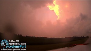 The skies in central Illinois appear fiery tonight near sunset! Storm chaser Brandon Copic captured this view as he was approaching a tornado-warned storm this evening. #ILwx 📸 Storm Chaser Brandon Copic | Cycloneport | RadarOmega