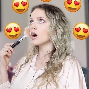 FLASHING My Girlfriend While She Does Her Makeup! *Epic Reaction* | Tricia & Kam