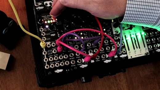 Gamut Repetitor quad random quantized voltage generator from Noise Engineering