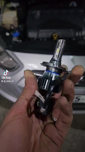 #hyunday_accent led bulbs swap 75 w prilight | 𝕽𝖎𝖉𝖊 & 𝕾𝖜𝖆𝖌-𝖈𝖍𝖑𝖊𝖋