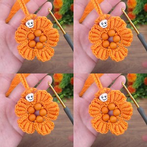17K views · 41 reactions | Wonderful •~☆ Handmade Crochet Flower Keychain  | Cute Beaded Flower Charm  | DIY Gift Idea #crochet #knitting -gözde | My Hobby | Facebook