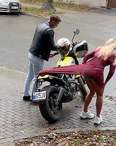 Worker Assists Woman with Dress Dilemma | Crafty Panda