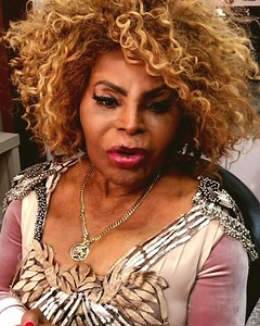 Gentemmm Agora é a vez do Rio! Nova temporada do Musical Elza no Teatro Oi Casa Grande, é dia 17 a estréia, viu! #musicalelza | Elza Soares