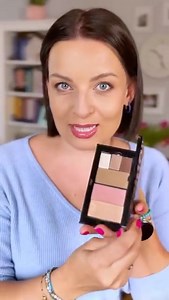 7.5K views · 67 reactions | ✨ Szybki i prosty makijaż na co dzień! ❤️ Lekki podkład, a resztę pracy robi jedna PALETA – trzy produkty do konturowania i trzy cienie, które podkreślą Twoją urodę w kilka chwil. Nie wiesz, jakie kolory wybrać? Daj znać w komentarzu – napisz PALETA, a ja z przyjemnością Ci pomogę! Ściskam, Martyna! 冀 #autopromocja | Akademia Piękna i Biznesu - Martyna Maliszewska | Facebook