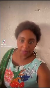 Senga owensonga #Tindi, is sharing some wise counsel. The seriousness 😊🙌 #Comedicine #Every_ThursdayNight @ #NationalTheater | Fun Factory Uganda