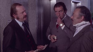 En “Cadena perpetua”, el maestro del melodrama, Arturo Ripstein, convierte a Pedro Armendáriz Jr. en una especie de Justine, víctima de la corrupción y de su oscuro pasado. Esta noche, ⏰ 22:00 h por #MXNuestroCine. | Canal MX Nuestro Cine