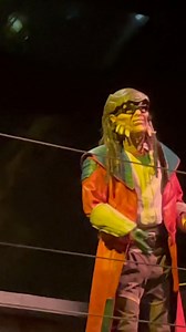 Fat Test: Star Wars Millenium Falcon Smuggler's Run at Disney's Hollywood Studios | Fat Tested Travel - Plus Size Disney