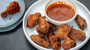 Sriracha Chicken Wings