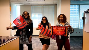 29 reactions | City of #PHX employees are excited to see Phoenix Rising Football Club in the USL Championship game against Charleston Battery. A lot of buzz around #PHXCityHall as some are wearing team colors and waving flags to show their support. Good luck on Sunday! ⚽  | City of Phoenix, AZ USA | Facebook