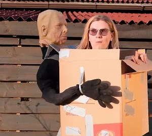 208K views · 305 reactions | Jaw-dropping Halloween costume to win any Halloween contest! | 5-Minute Crafts | Facebook