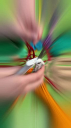 FREE measuring tape with the purchase of these Fiskars fabric scissors… 😇 This scissors is perfect for cutting Paracord, smooth as butter 😌 👉🏼 Please note: if you want to take advantage of this Deal, you need to add both products to your basket. The discount will be calculated automatically 🎉 #paracordeu #fiskars #fiskarsscissors #free #cutting #paracord550 #paracordprojects #viralvideos #viral | Paracord.eu