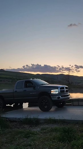 Ohhhh I loveeeee doc😍🩵🩶#cummins #trucksofinstagram #diesels | Weston Shaffer