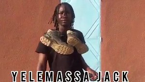 1.2K views · 39 reactions | Yèlèmassa Jack Le comédien kayesien au micro Tretoir de ANAKO le comédien dans:Palmer Marshall Officiel DJ ARAFAT OFFICIEL Sidiki Diabaté….. | KayesBaMusic | Facebook