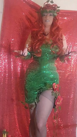 Explication événement virtuel poison ivy Abonnez-vous a mes plateformes web artistique payante pour avoir accès a mon contenu artistique Partie danse de l'événement virtuel poison ivy https://www.youtube.com/watch?v=vyZutiUrTc4 Lien de l'événement virtuel d'halloween https://sweet-sophy.wixsite.com/sophyrheaume/post/événement-virtuel-halloween-poison-ivy-2025 Lien de mes salle de spectacle virtuel en ligne : https://linktr.ee/sophyrheaume Peace love and shine Love you xxx | Sophy Rhéaume