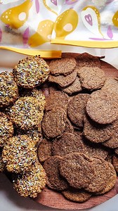 Making healthy meals and snacks your family will love can be quite a task. That's where we come in! Anna I love creating delicious and healthy recipes that must pass the test from our own families before we pass them on to yours. We know not everyone loves being in the kitchen, so our goal is to create recipes that can be prepped or made quickly and won't sacrifice on taste or nutrition. Here are two ways to stay in the know: 1. Follow us here and keep getting our daily recipes, tips, and tricks