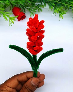Most beautiful lavender flower making very easy instruction step by step at home with pipe cleaner stick #flowers #handmade #lavender #decor | Origami Art & Crafts