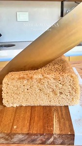 ✨NUBE de MANZANAS con solo 🍎 y un toque de magia 🪄 Cero Harinas, Sin Azúcar, Huevos ni Lácteos!😍 Queda realmente Increíble!! Súper Aireado y Esponjoso! Guarda la receta y seguime @pulicocina 💕 Bajo en calorías, bien Fácil y Sin Cocción! 📝 INGREDIENTES: ☆ 4 manzanas rojas (las más dulces que encuentres) ☆ 25g de gelatina sin sabor (2 sobres) Se puede reemplazar por 5g de agar-agar para hacerlo versión vegana. 🥣PROCEDIMIENTO: 👉🏻 Pelar y cortar las manzanas en cubos. Procesar o licuar con u