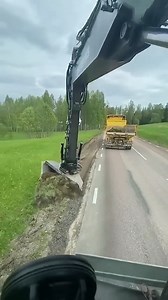 Sidewalk cleaning | Giant Machine