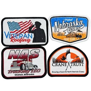 [Hot Item] Personalized Fabric Embroidered Patch Badges Iron on Embroidery Patches Clothing Woven Patch