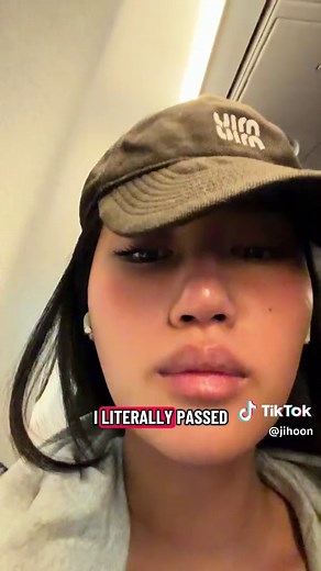 Live Girls in Hotel Rooms