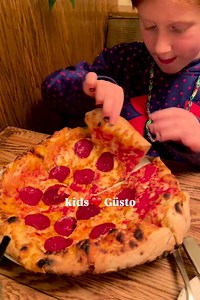 Kids ❤️ Güsto! 🍝🍕 We believe in making every family dining experience extra special. That's why we've crafted a delightful Kids Menu for our young foodies aged 10 and under. Each meal is priced at $10.99 and includes a beverage. From traditional Spaghetti & Tomato Sauce to Pepperoni Pizza to Chicken Bites, your kids will love our flavours almost as much as you do! Book your table now, link in bio 🍽️ -- Jeunes ❤️ Güsto ! 🍝🍕 Nous croyons qu'il faut rendre chaque expérience gastronomique famil