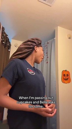 Handing Out Cupcakes: Fun Reactions and Requests