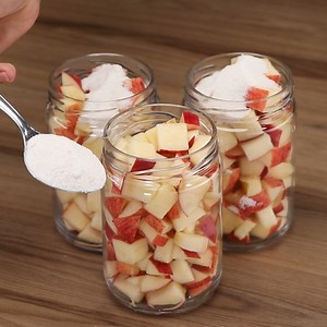 Preserved apples with a different and easy method | YumRecipes