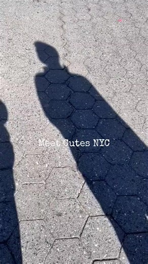 1.5K views · 31 reactions | #meetcute #howcouplesmeet #romance #Love #nyc #manhattan #unionsquare #unionsquarenyc #guide #boat #flyfishing #flyfishing | MeetCutesnyc | Facebook