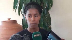 Michèle Kadidia TRAORÉ Co-fondatrice de Kabakoo Académies s'exprime lors de la cérémonie d'ouverture Session interactive sur l'Architecture Régénérative et la Réalité Étendue ! ce samedi 07 septembre 2024 au siège Kabakoo Académies de Missabougou, Découvre des expériences de réalité virtuelle et apprends comment intégrer notre nouvelle cohorte débutant en octobre 2024. | ENERGIE FM 107.9