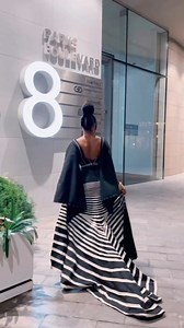 @nonimafani_ ... A look.. Catch @1802_1magictv_official at 20:30 on @1magictv channel 103, every Monday - Wednesday. Dressed by: @inamiclassic ———————— . . . #woman #xhosa #actress #1802 #love #Nkosazana #Tshawe | Naija_fashiondesigners