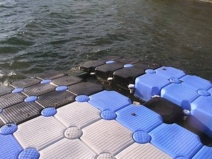 [Hot Item] HDPE Modular Plastic Pontoon Cube Docks Platform Floating Dock for Boat