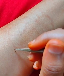 216K views · 2.8K reactions | Unique Mehndi Tutorial | Full Hand Mehndi Tutorial | Easy Mehndi Design | Simple Mehndi Design #uniquemehnditutorial #fullhandmehnditutorial #easyhennadesign #simplemehndidesign #easymehndidesign | Blooming ideas | Facebook