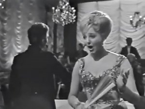Lucia Popp - J. Strauss’ Frühlingsstimmenwaltzer (Voices of Spring) - filmed in 1965 | Legendary Musicians