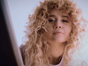 Displate Official Deadpool Metal Poster Magnetic Mounting Included Licensed Artwork Modern Wall Decor Deadpool Deadpool Sign Poster 18.9x26.6 in